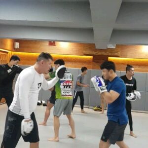 Choi Doo-ho Instagram - 비워내고 다시 채우자 #팀매드 #teammad @teammad_korea