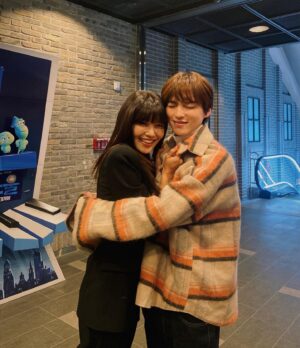 Choi Jae-hyun Instagram - 이제 나 좀 좋아해줘 누나 세상에서 제일 사랑해 최고야⠀
#서단아 #서태웅⠀
#최수영 #최재현