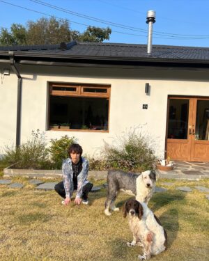 Choi Jae-hyun Instagram - woof woof?guau guau?wan wan?멍멍🐶