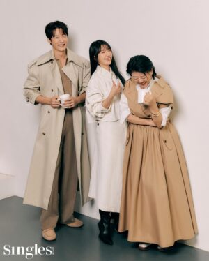 Choi Jin-hyuk Instagram - 너무 재밌게 찍었고 맘에 드는 화보였던 싱글즈! @singlesmagazine