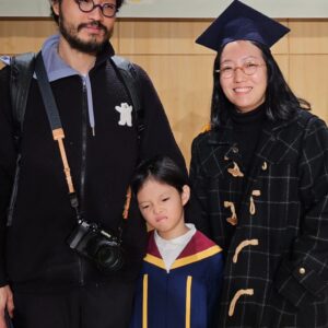 Choi Jung-in Instagram - 감사했습니다!!!!!!! 유치원 졸업!!!!!!!!
(오빠 유치원 이름 자르느라고 자른 거야 미안해)