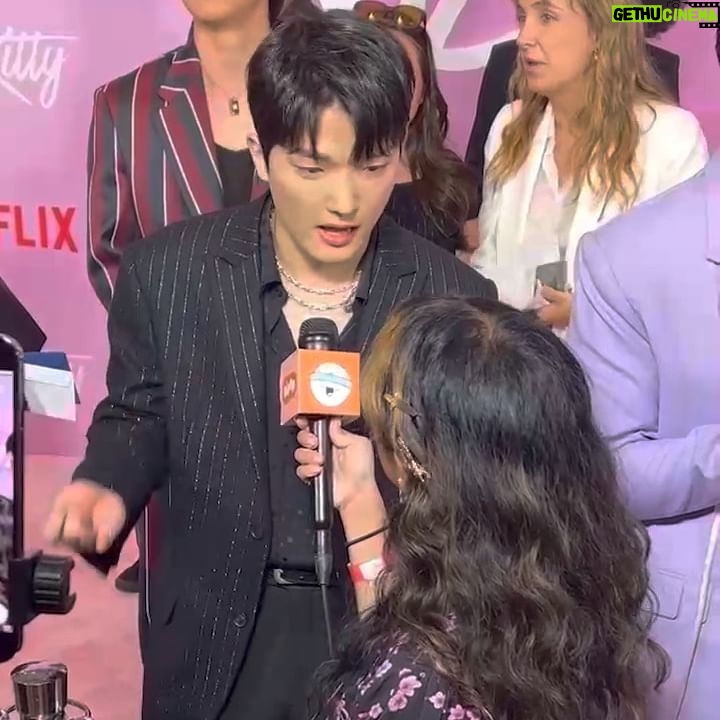 Choi Min-yeong - 127.7K Likes - Some more from the premiere☺️