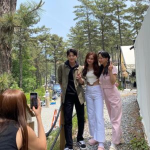 Choi Min-yeong Instagram - Our friendship’s not fake 🫠
@thisisgiakim