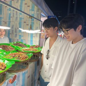 Choi Si-hun Instagram - #태국 첫방문