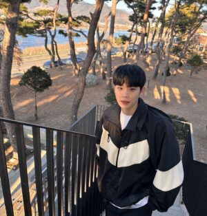 Choi Si-hun Instagram - 춘천에 위치한 @soulroastery 
소울로스터리 카페를 다녀왔습니다.
초당옥수수커피가 너무 맛있어서 2번째 방문했는데 춘천가시다가 드셔보세요 강추

#춘천카페 #춘천맛집 #춘천여행 #드라이브코스