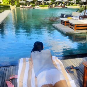 Choky Andriano Instagram - Jangan Pernah Berubah ya 😘
#my #wife #love #forever 
#fyp #bali #apurva #kempinski #indonesia