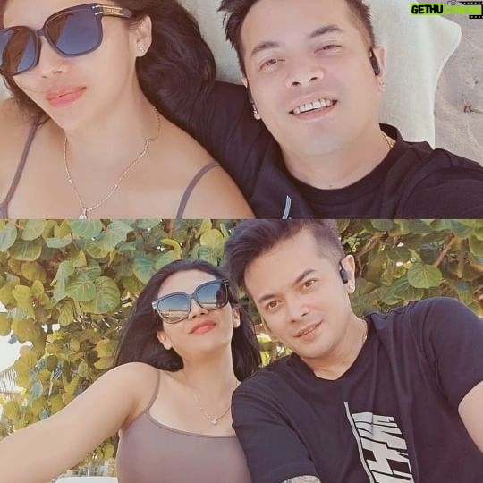 Choky Andriano - 10.3K Likes - Waktu terbaik adalah waktu untuk terus berbahagia bersama 🥰😘❤️
#honeymoon #with #my #wife
#fyp #bali #indonesia #penjaga #hati
#aku #selalu #perlakukan #kamu #seperti #ratu
#love #you #so #much