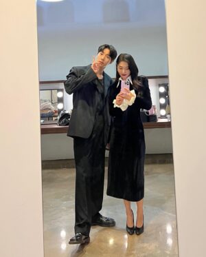 Choo Young-woo Instagram - 서울 상경한 지율자영이..
@_imyour_joy

#어쩌다전원일기