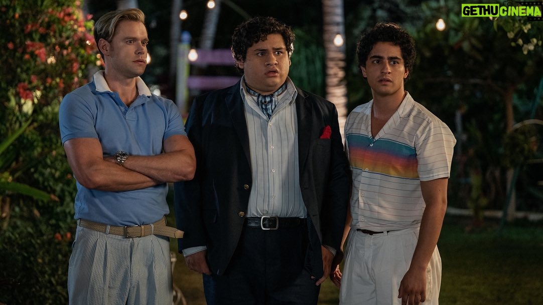 Chord Overstreet - 16.5K Likes - Can’t wait for you guys to see this new episode tomorrow night of #acapulco on @appletvplus
There’s a mole at las Colinas