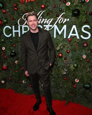 Chord Overstreet Instagram - Had such a blast last night! Can’t wait for you all to see this movie and kick off the holidays!! #fallingforchristmas