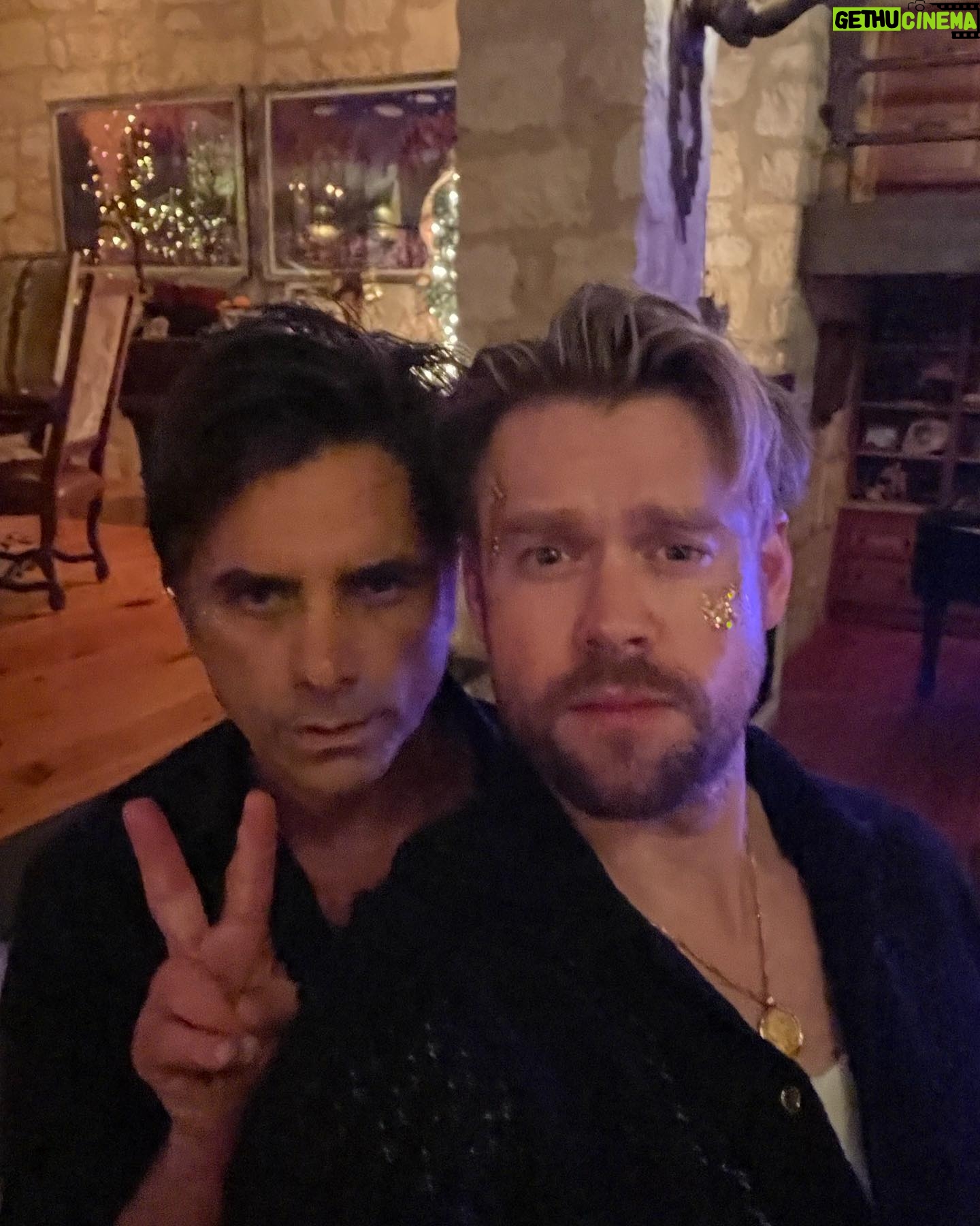 Chord Overstreet - 54K Likes - Happy new year!! So blessed to be able to bring in another one with my absolute fav people. Love you guys! @glenpowell @tannernovlan_ @johnstamos