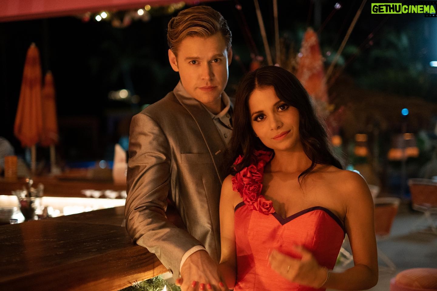 Chord Overstreet - 59.5K Likes - Levanten la mano si no pueden esperar a saber quƩ pasa en el episodio 10 de #Acapulco. VƩanlo este viernes en @appletvplus
The final episode of #acapulco is here! You wonāt wanna miss it!