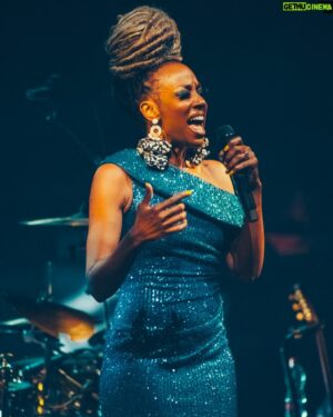 Chris Botti Instagram - What an incredible run! 
Thank you to all our fantastic fans who came to see us in 16 different cities in Europe, Turkey, UAE, and the UK.  Hats off to my great band & special guests (they all are listed below). We had the time of our lives. Can’t wait to be back! For now, a few days off and we continue our run back home in the USA. 

🎫 Comment “tour” below to get our full schedule   ticket links sent directly to your inbox 

🎶 Band:
Chris Botti
Drums - @leepearsondrums 
Bass - @chimyonthebass 
Guitar - @leo.amuedo | @daniel_tato_moraes
Piano - @andyezrinmusic 
Sax - @chadlbsax 
Violin - @mmm_anastasy 
Vocals - @syberspace 
Vocals - @johnsplithoff
#chrisbotti #chrisbottilive #jazz #trumpet