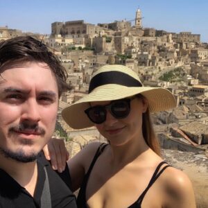 Chris Broad Instagram - Engaged to my favourite person in the world🥰💍 13.01.2023 
⁣
(Yeah, Friday the 13th - in true Chris fashion🥲)