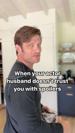 Chris Carmack Instagram - @erinslaver Is just gonna have to wait and watch the new ep of @greysabc tonight like everybody else! 😂 
 

#greysanatomy #nospoilersplease #marriedtoanactor