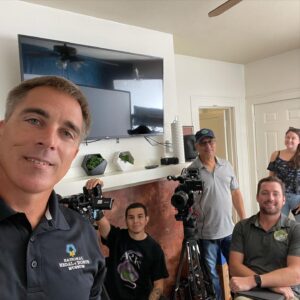 Chris Cassidy Instagram - Wonderful to film today with producer @jonwoods for a @netflix show titled #COUNTDOWN which will air in September. The series will chronicle the @inspiration4 mission - the first all all civilian Spaceflight. #godspeed 👍🏻