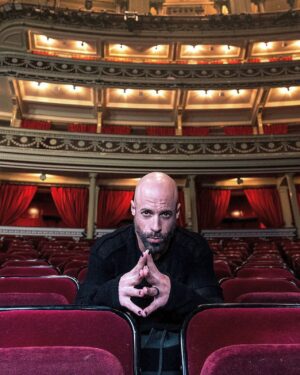 Chris Daughtry Instagram - Join @chrisdaughtry LIVE only on the Daughtry App this Thursday June 8th at 9:00 PM CT. 

Download the app now at the link in bio 👆

To welcome you to the platform, Chris’ first chat will be open to ALL subscribers. Come experience one of our great perks for FREE and upgrade later for future streams. 

Don’t miss this 🤘

#chrisdaughtry #daughtry #livestream #app photo: @hrv_images