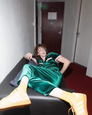 Chris Fleming Instagram - the Old Mystic, backstage..here I am captured in all my preshow histrionics by @jenny_graphic Before a show I am a wreck, frowning, clinging onto walls, I lose all strength in my limbs and act like I’m going to the executioner when in reality I’m going out to teams of overly supportive curly girls . This last month of shows have been a true delight and I am so grateful for your affection and support, no matter how casual, even the people at the airport who say “hi my demented niece loves you, I don’t get it but she’s in jail and LOVES it, will never see the light of day again for her crimes but adores what you do even though I don’t see it as funny, would you sign her fav owl pellet? Oh she also wanted me to tell you she’s never wanted to bite someone as bad as she wants to bite you “