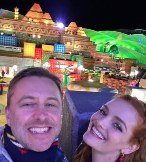 Chris Hardwick Instagram - It’s-a-us! Thank you @nintendoamerica & @unistudios!!! Going to the opening of #SuperNintendoWorld #AtUniversal last week was a lifelong gaming dream come true. It’s fully immersive and really does feel like you’re in a Mario game. There is a great AR Mario Kart ride, a bunch of mini games that interact with your power up band, and a themed restaurant with yummy food. @lydiahearst & I had the bestest bestest time!