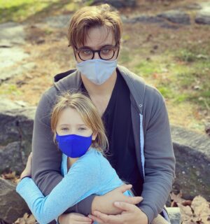 Chris Hayes Instagram - Dad and daughter in the time of the ‘rona. 📷 @kateashaw