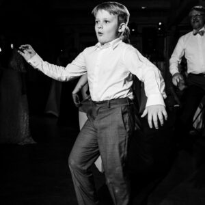 Chris Hayes Instagram - Our little man busting a move at @scasamenti and @bxhayes’s wedding.
