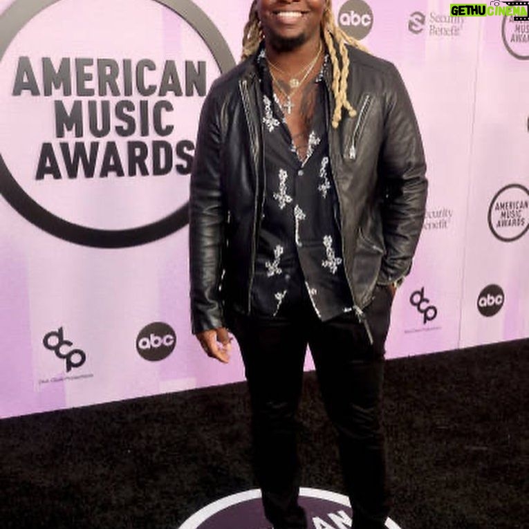 Chris Lee - 7.5K Likes - Writing Credits 👀💯🔥 @amas @mrbradybaby @jonathanmangum