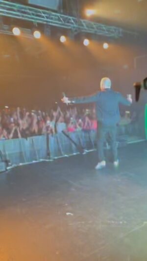 Chris Moyles Instagram - Can’t wait to get back onstage with my 90s Hangover show. #90shangover