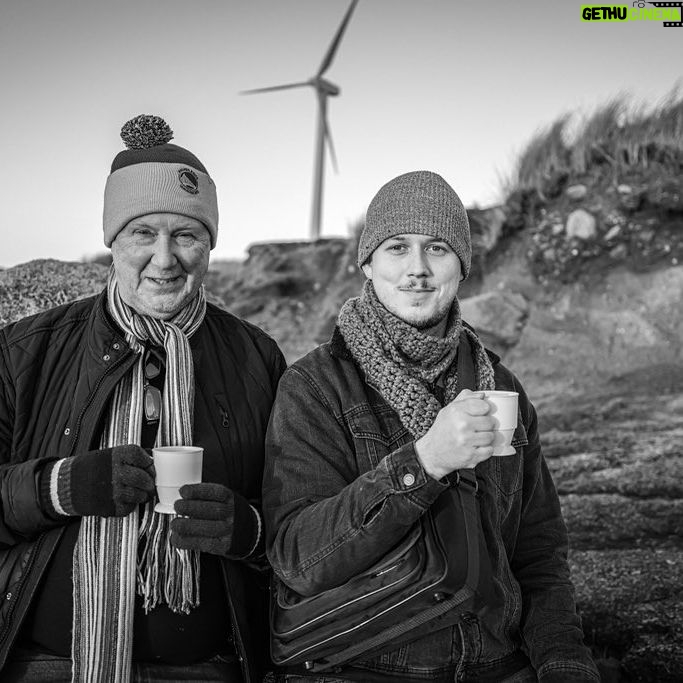 Chris O'Neill - 15.4K Likes - coffee in da cold