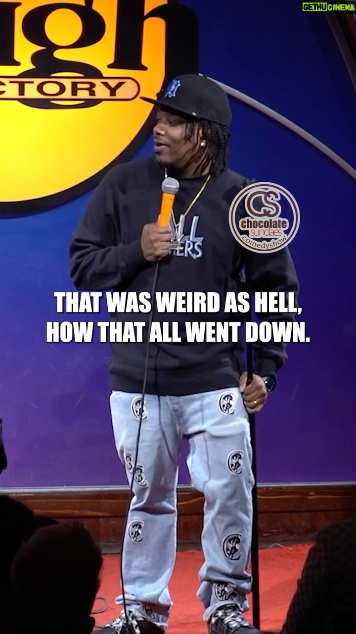 Chris Powell - 2K Likes - You know black peooopllleeeee 😂
🎙️ @comediancp x @comedianrong
Live shows every Sunday at the Laugh Factory in Hollywood. Link in bio for tickets!
🎥 @badsplice
🎥 @saintmicah_
👩🏾💻 @keera.s
#chocolatesundaescomedy #standupcomedy #crowdwork #comedy #funny #birthday #gemini #cancer