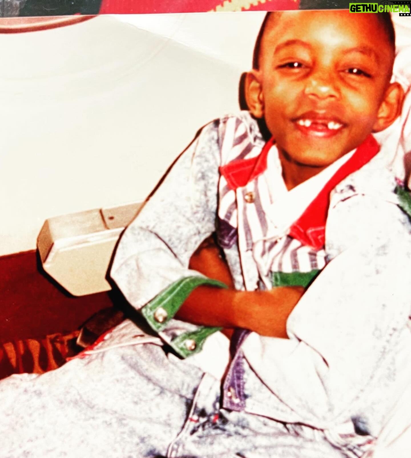 Chris Powell - 6K Likes - It’s my birthday today. Life is amazing, I woke up very grateful for the life that I have, the people around me who love me and another year and opportunity to do my best and have my best year yet. Pisces ♓️ Gang!