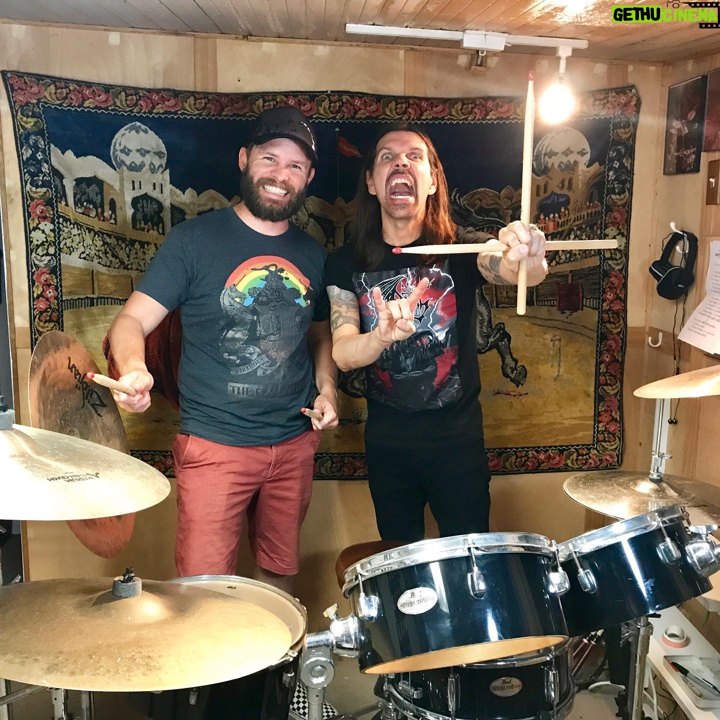 Chris Raab - 1.9K Likes - This week on @bathroombreakpodcast my guest is actor & musician London May @reallondonmay. London is widely known as the drummer with Glenn Danzig’s @glenndanzigofficial seminal goth punk band SAMHAIN! London was also cast as an actor in Batman: The Dark Knight Rises . We sat down for a fun conversation about his newest film project and role as The Summoner in Brutal Realty Inc. @brutalrealty, Glenn Danzig writing his high school term paper and lots more. LINK IN BIO. Hope you enjoy! Thanks producer @rickkosick🎥🎤 #bathroombreakpodcast #raabhimself #londonmay #musician #actor #samhain #brutalrealtyinc #movie #band #danzig #drummer #drums #cky #jackass #vivalabam