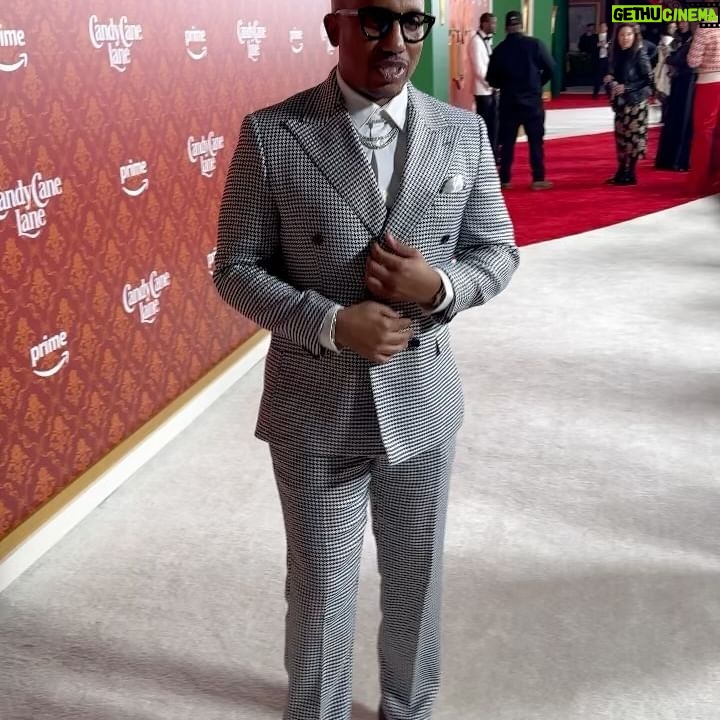 Chris Redd - 1.2K Likes - Light dump*
The Candy Cane Lane premiere was amazing! I got two interview interruptions on the carpet from two of the best people @murphymediadistributionfilms & @robinthede and great to see the kid @dcyoungfly on the lane!! They all kill it in this movie. Everybody does! Y’all are gonna get tired of me but I’ll be posting all the way up to RELEASE DAY DECEMBER 1st the coldest Christmas movie hits @primevideo
And @corey_demon killed it with this suit . Sheesh 🔥🔥
More dumps to come….lol I’m so childish