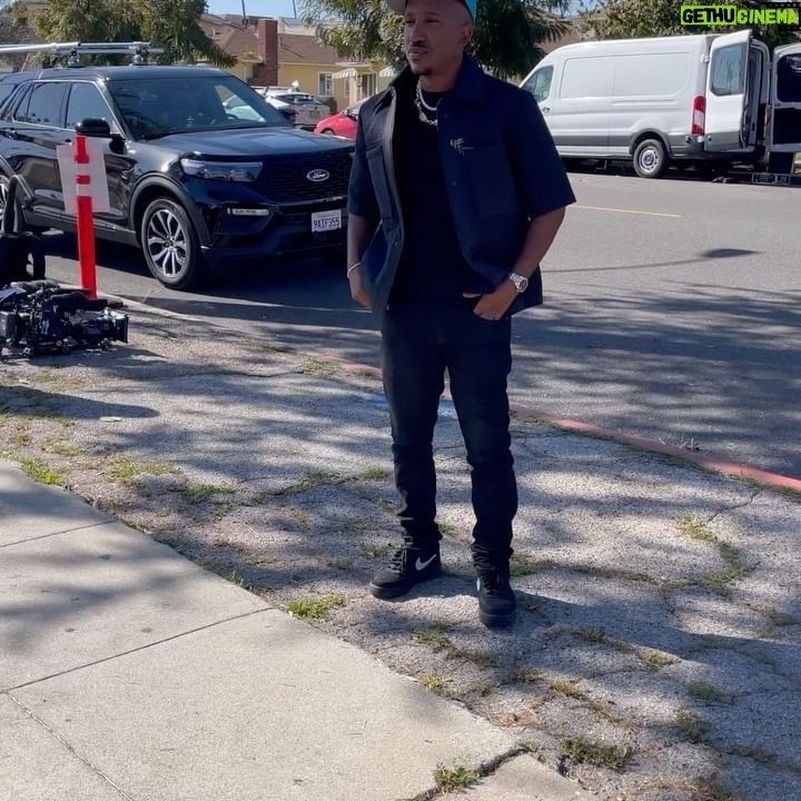 Chris Redd - 1.9K Likes - Shootin’ something new w/ the fam.
@corey_demon we goin’ crazy with the fits 🔥 @alwaysgrevyi