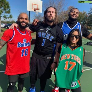 Chris Spradlin Instagram - To the hoop, y’all 🏀
