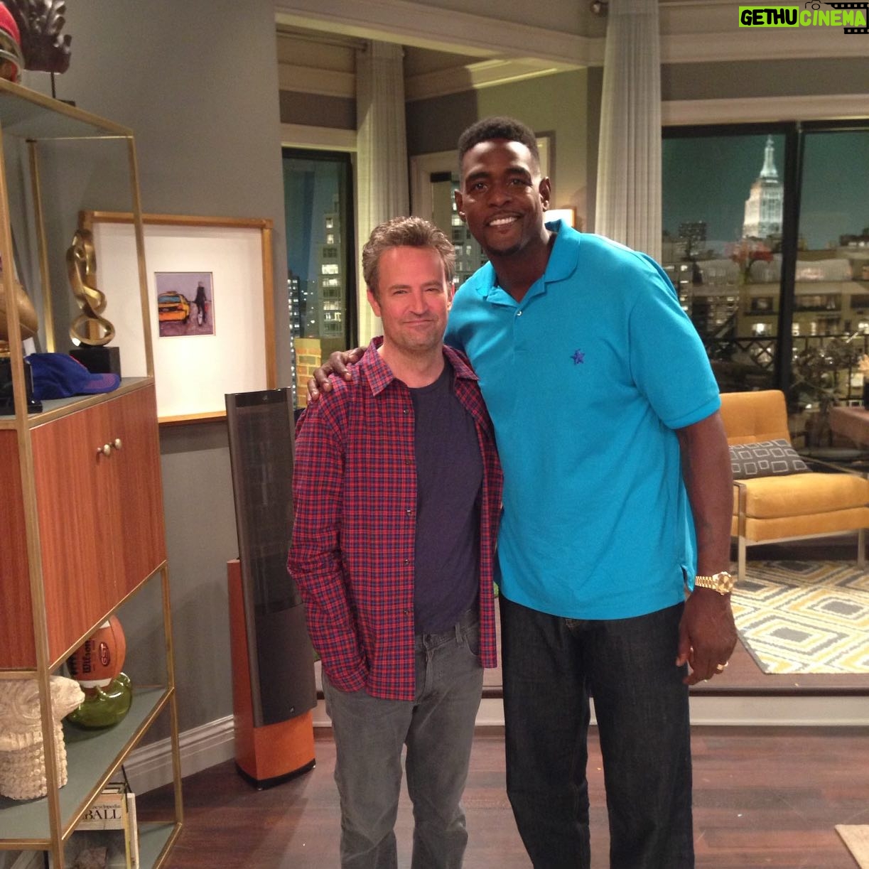 Chris Webber - 63.5K Likes - Good dude. More than a actor on a popular show…
Rest Easy. #matthewperry