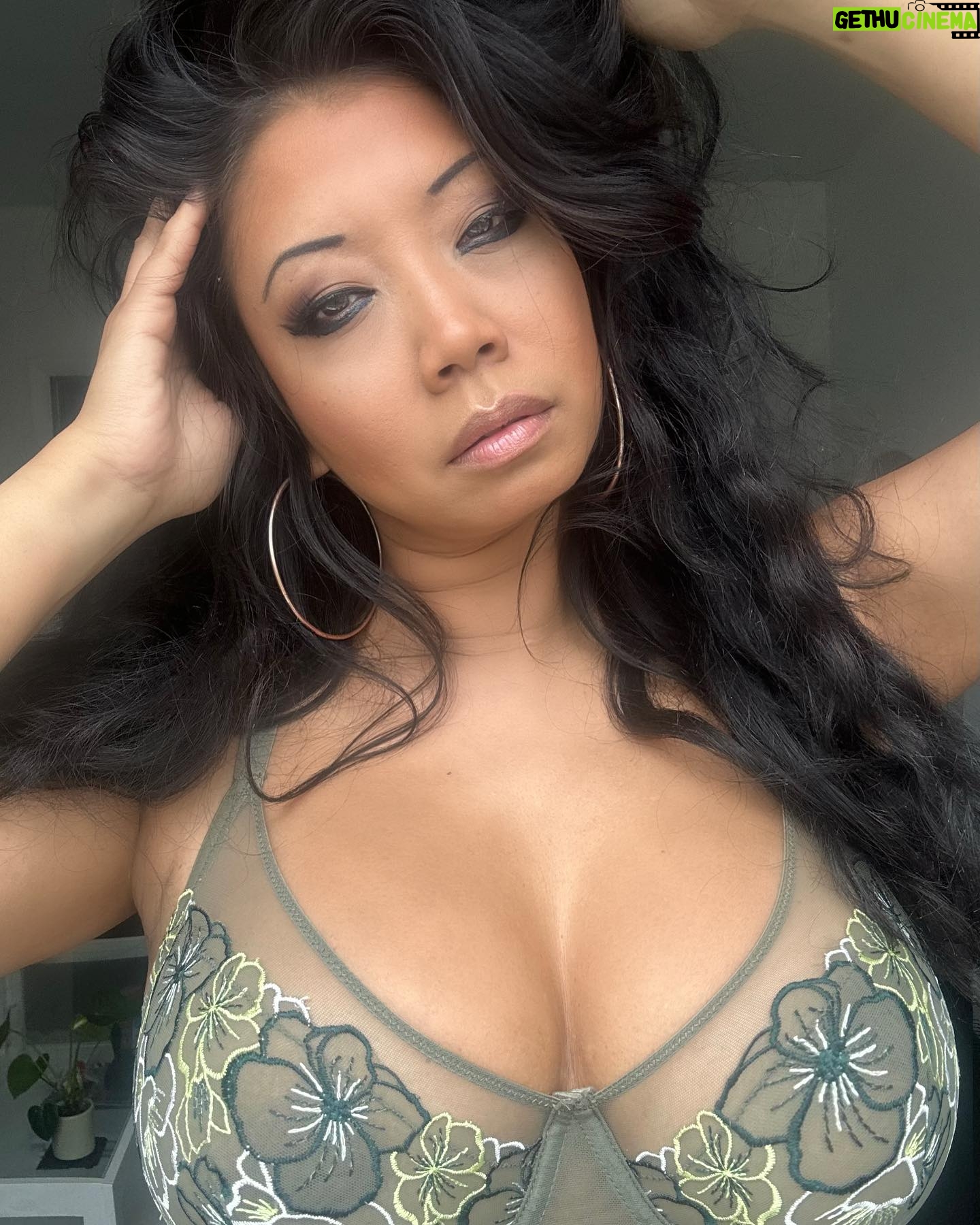 Chrissie Wunna - 1.3K Likes - Hey..