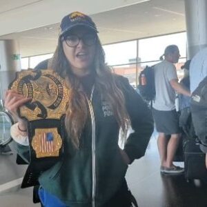 Christi Jaynes Instagram - ❌❌❌ CANCELLED FLIGHT ✈️‼️❌❌❌

You are one lucky lady @laynieluck_ 

@ironheartpw

@nwa
#brazilianwonderwoman #brazilianbrutal #sambadobrasil #champion #brasileira #frequentflyer #united #ladyluck #ironheartpro #brasil🇧🇷 ❣️🌎💋
