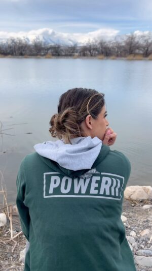 Christi Jaynes Instagram - Today’s affirmation: I AM POWERFUL.

Brazilian Wonder Woman | self care | gym | gym routine | hard work pays off | power cleans | narc survivor | pro wrestlers | woman who lift |