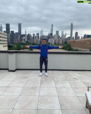 Christian J Smith Instagram - 🏙️☀️🔥