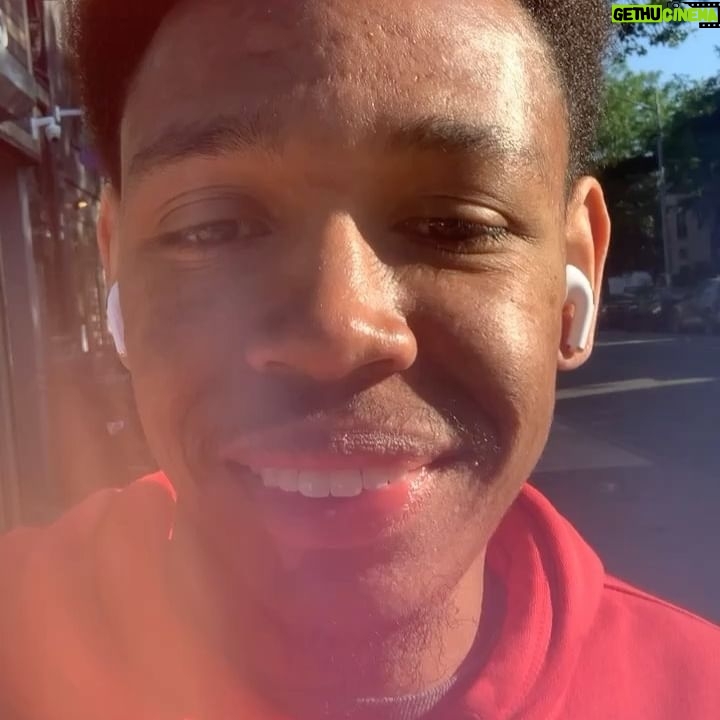 Christian J Smith - 3 Likes - Piping down every girl because I can and there’s too many life is short bruh