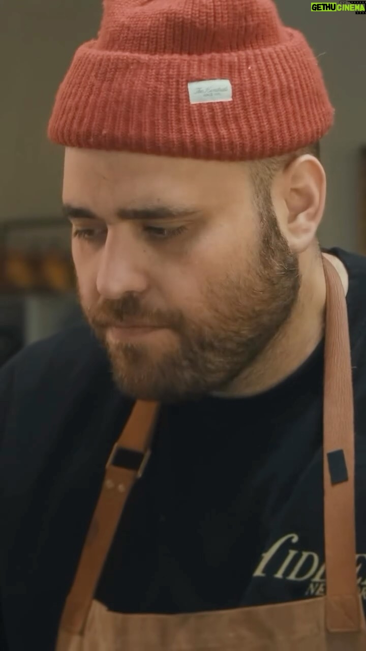 Christian Petroni - 13.5K Likes - meatballs fried in olive oil #food