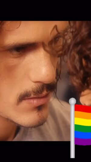 Christian Sancho Instagram - Feliz Día del Orgullo 🏳️‍🌈❤️

En este 28 de Junio, un día tan especial, celebramos la Igualdad, Diversidad e Inclusión 🏳️‍🌈✨

 Con este personaje de una serie llamada Botineras en el año 2010, pudimos contar una verdadera historia de AMOR con todas las letras!
 Este personaje de el FLACO pasó de la ficción a la realidad para promover la Ley del matrimonio igualitario que se terminó decretando el 15 de julio del 2010, en donde tuvimos la emoción y la alegría de celebrar tod@s los 🇦🇷❤️
 Sin lugar a dudas fue uno de los mejores regalos que me dio esta profesión 🫶🙏

 Sigamos trabajando para crear y crecer en un 🌎 más justo, sin prejuicios, más tolerante y respetuoso de la diversidad 🙌❤️🏳️‍🌈

✨ GRACIAS GRACIAS GRACIAS ✨

#loveislove #love #loveyourself #amor #pride #life 

P.D : Muchas gracias por este video amor de mi vida @celestemuriega 🫶🙏