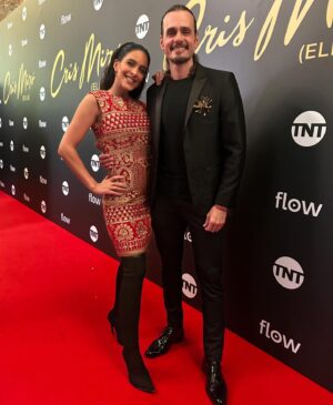 Christian Sancho Instagram - Hoy no es un Domingo cualquiera, esta noche se estrena la serie de Cris Miro por @tntlatam 
En donde el gran amor de mi vida @celestemuriega la rompe con un personaje que les aseguro les va a encantar!

Estoy tan feliz, ver que hayas logrado esta interpretación en la que te lucís y demostras tu gran talento como actriz en una historia que va a dejar una huella y un mensaje muy importante a partir de esta noche en tod@s los ❤️🇦🇷

No se pierdan esta gran producción, con actor@s maravillosos y una dirección impecable 🎥🎬
 Esta noche por @tntlatam y a partir de mañana por @flow_ar esta gran historia de vida!

Yo voy a estar ahí esperando verte @celestemuriega estoy muy orgulloso y agradecido de compartir este primer estreno de los muchos que tendrás a partir de esta noche😘❤️✨