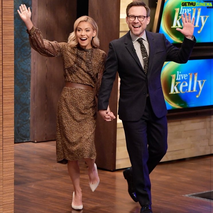 Christian Slater - 5.7K Likes - Loved starting the day as @livekelly co-host. Always so much fun!! I'm hosting again tomorrow, don't miss guests Kyra Sedgwick and Josh Radnor @abcnetwork #livewithkelly