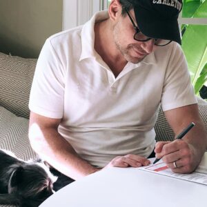 Christian Slater Instagram - I voted today! Florida allows any voter to request a ballot by mail up to a week before the election. Check your state laws and get your vote in early!