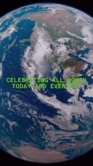 Christiana Figueres Instagram - A MESSAGE FROM MOTHER EARTH / @stellamccartney. Fashion is one of the most harmful - and one of the most influential - industries in the world. 

Pleased to take part in this message alongside @SharonStone, @MissLivALittle, #CharlotteRampling, Dame #HelenMirren, @Quannah.Rose, @AwengChuol, @Arizona_Muse, @India_Amarteifio, @AliceAedy, #SylviaEarle 🙏

#motherearth