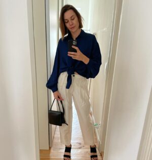Christiane Paul Instagram - Make up ahead….
#ready for #pressday #esistnureinephasehase 
.
.
.
.
@closedofficial @lalaberlin @andreaspeterkrings @celine @driesvannoten #lastsummervibes