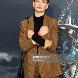 Christiane Paul Instagram - WAKANDA FOREVER—-
Remembering the great Chadwick Boseman 🖤
What a great movie! The audience just loved and celebretaded the film. What an atmosphere in the cinema! Black Panther forever!
.
.
.
Thanks for having me @disney 
.
#wakandaforever #chadewickboseman 
.
.
@closedofficial @lemaire_official @driesvannoten #styled by @andreaspeterkrings #makeup @basicsberlin @mby_mua @gettyimages
