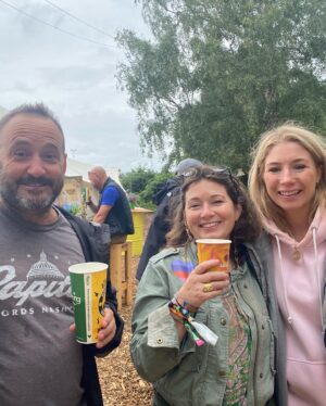 Christie Clark Instagram - @latitudefest you didnt disappoint. Glorious fest for kids and adults! Happy summer everyone! #englishsummer #englishfest #pulp #sophieellisbextor best in fest!