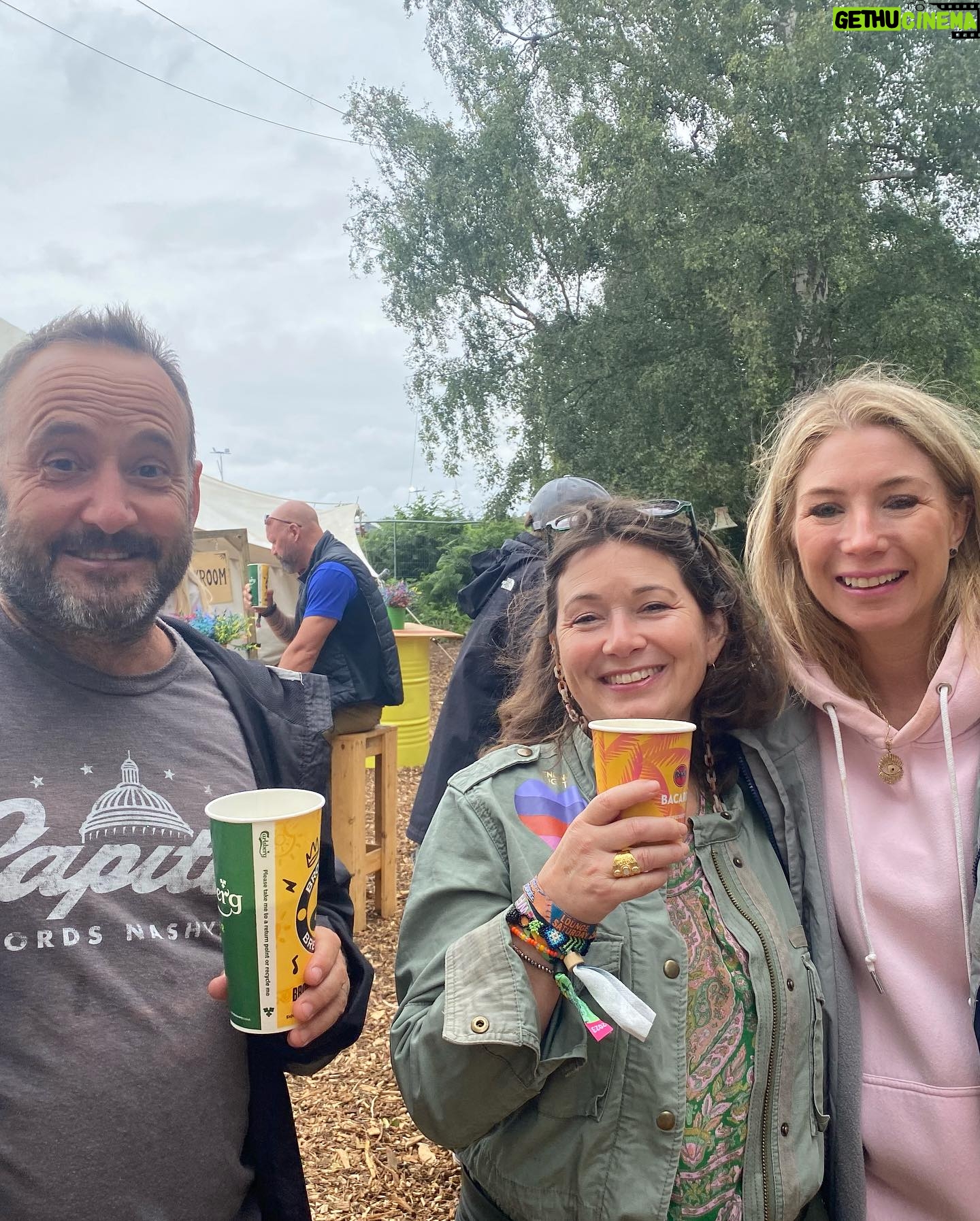 Christie Clark - 1.2K Likes - @latitudefest you didnt disappoint. Glorious fest for kids and adults! Happy summer everyone! #englishsummer #englishfest #pulp #sophieellisbextor best in fest!